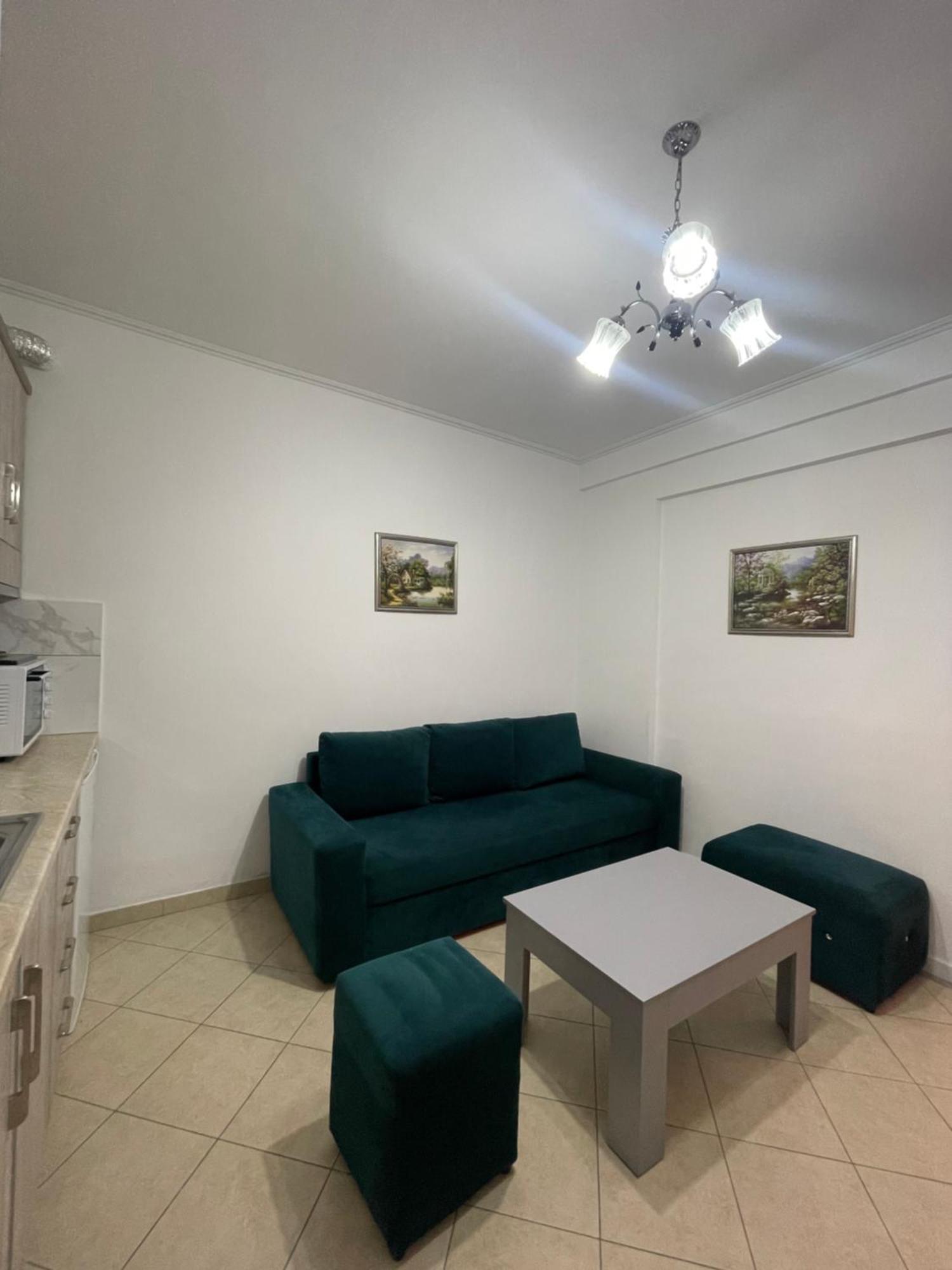 Apartments Monika Sarande Bagian luar foto